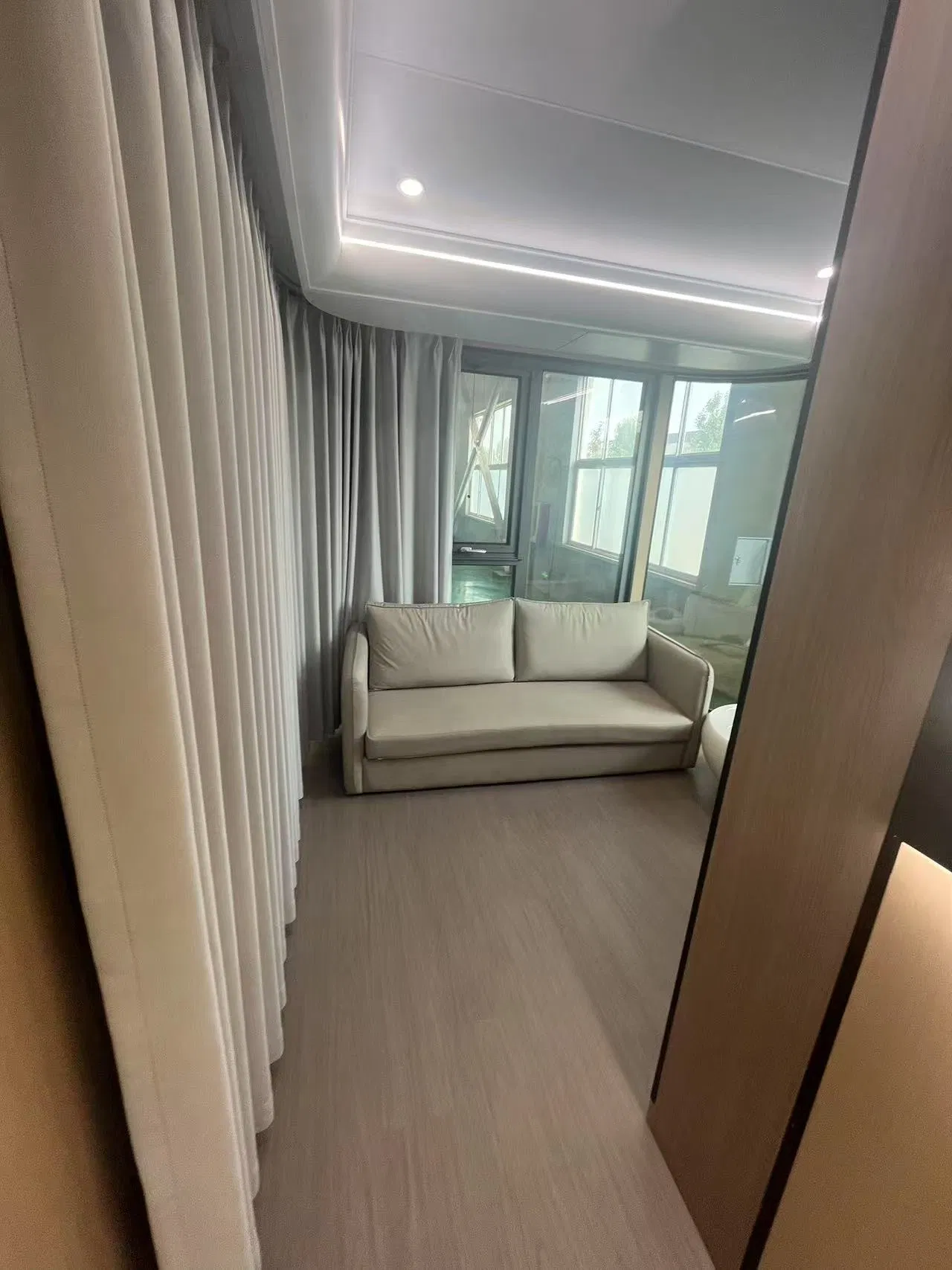 Modern Fashion Design Sound Insulation and Heat Insulation Modular Home with Bathtub