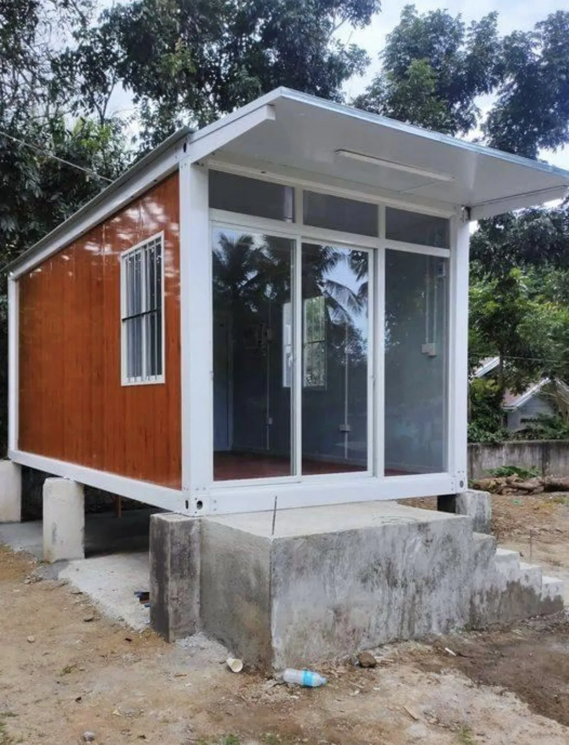 Glass Curtain Wall Office Container Housing Residents Container with Decoration Can Be Assembled Integrated Housing