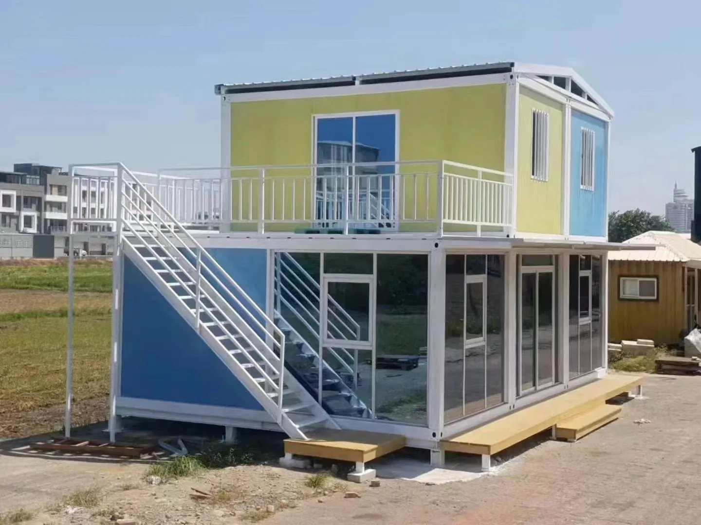 Versatile Modular Homes with Integrated Steel Structural Solutions