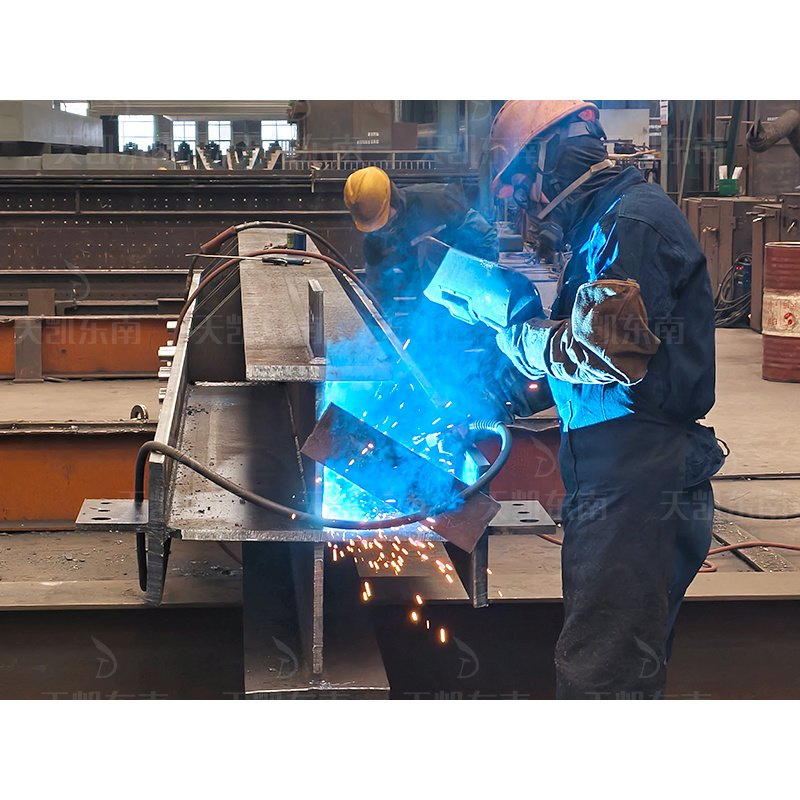 Flexible-Design Steel Structure for Mixed-Use Buildings