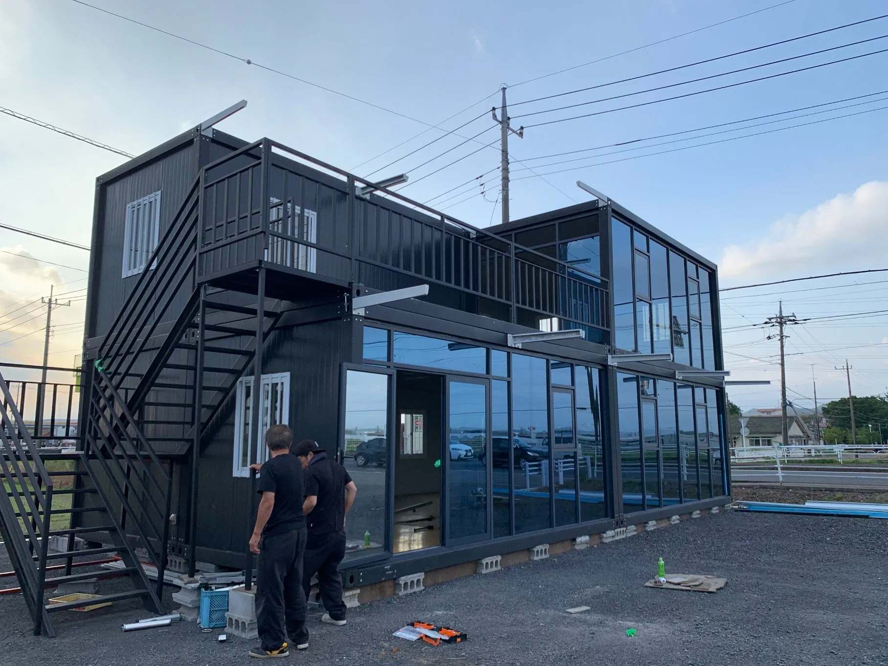 Glass Curtain Wall Office Container Housing Residents Container with Decoration Can Be Assembled Integrated Housing