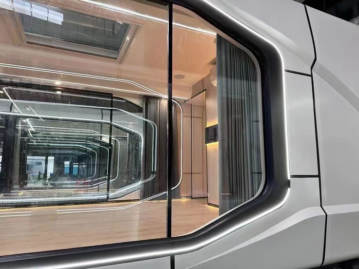 Luxury Mobile Space Capsule Style Modular Accommodation