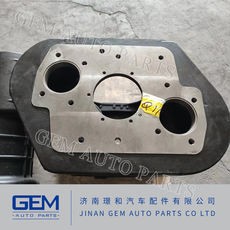 Transmission Housing for HOWO Shacman F3000 Lgmg Construction Machine Mining Truck