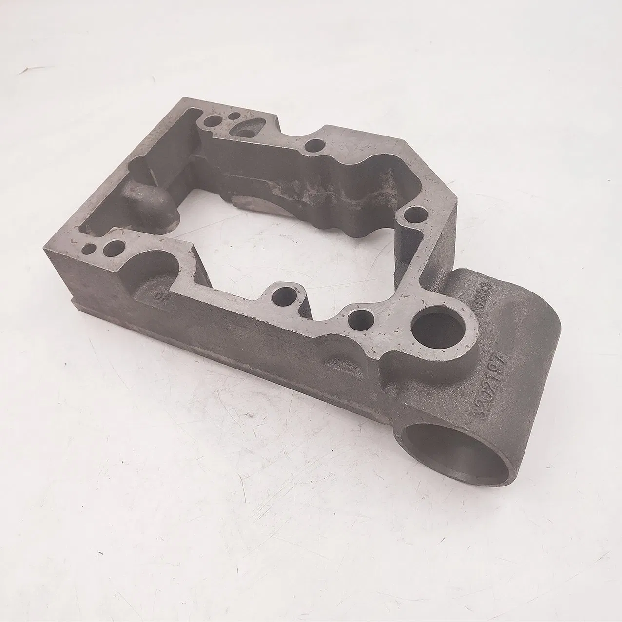 Ccec Spare Parts Rocker Lever Housing 5593394_3202197_4371884 for Construction Machinery Engine