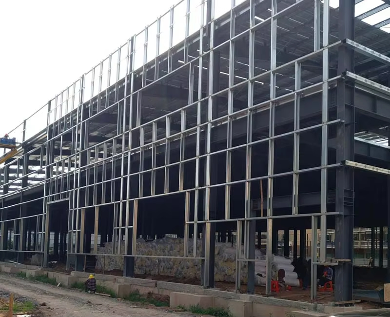 Ibeehive China Factory Durable Steel Structure 4-Floor Mixed-Use Prefab Hotel