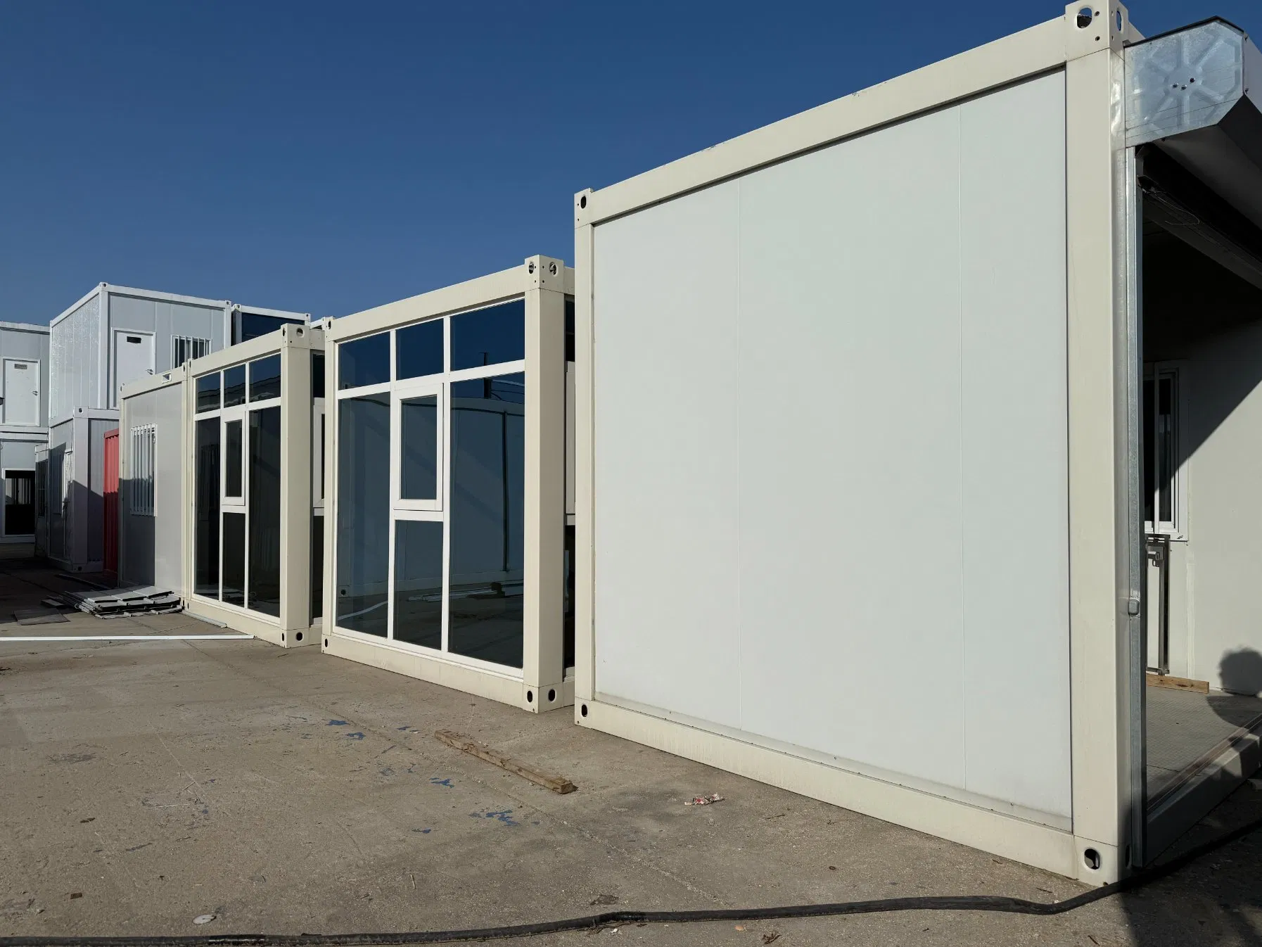 Stackable Modular Container House for High Density Temporary Housing Project Use