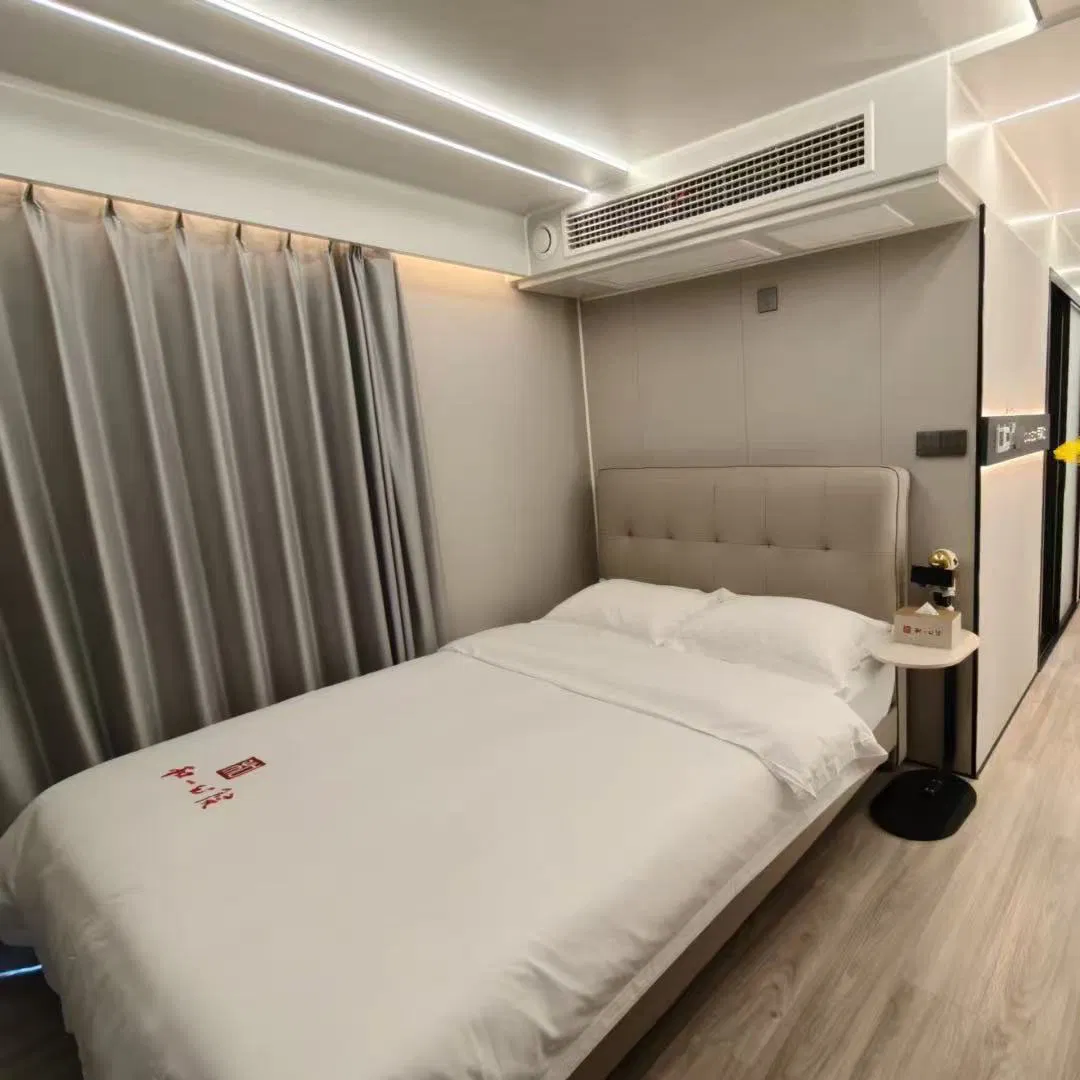 Innovative Space Cabin Villas, Prefabricated Modular Smart Homes for Luxury Camping Resorts and Custom Houses