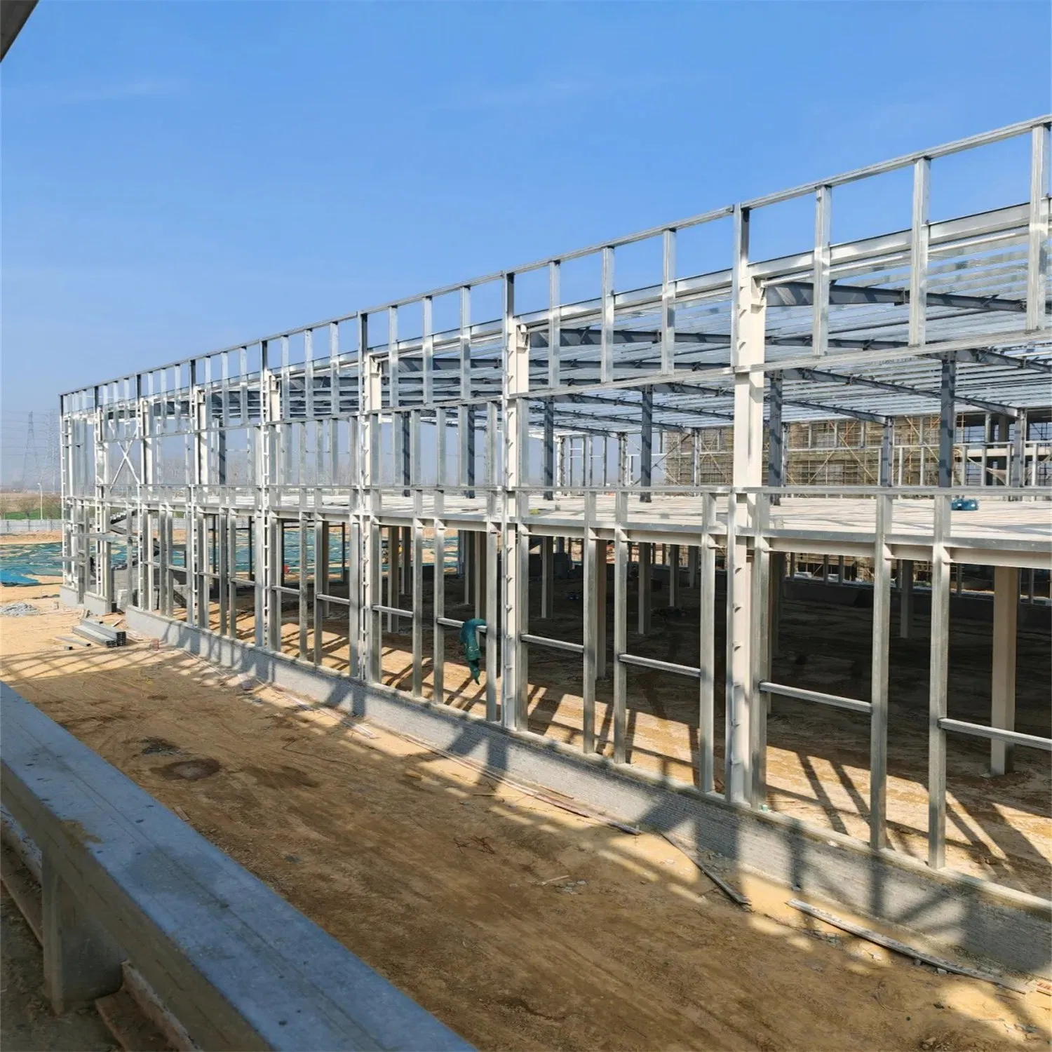 Prefab Economic High Rise Modular Construction Prefabricated Industrial Commercial Building Prefabricated Steel Structure Roof