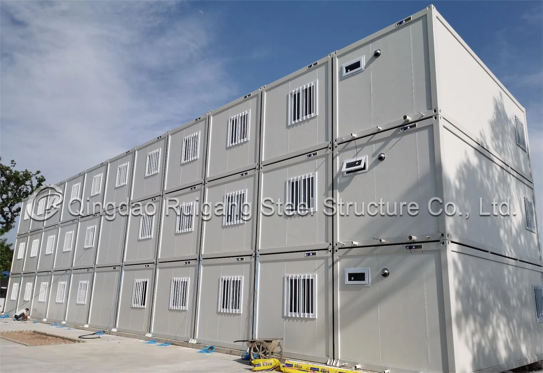 Small Size Temporary Low Cost Modular 20FT Container House Worker Accommodation