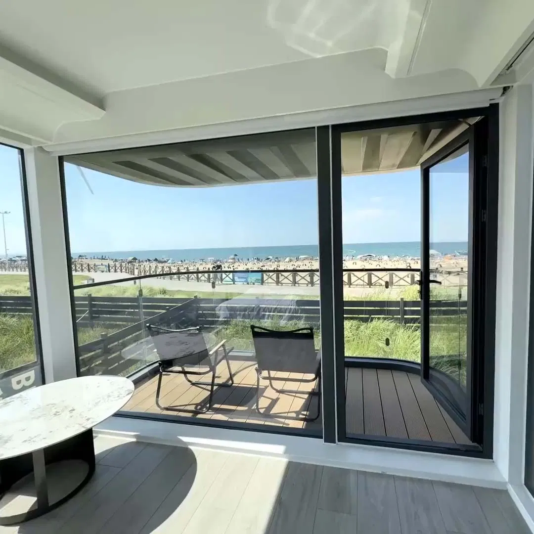 Modular Solar Capsule House with 2 Bedrooms, Kitchen and Toilet Space Capsule House