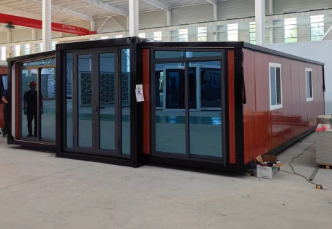 IBC 2021 &amp; CE Certified Modular House Turnkey Solution with Solar Roof for African Clinic Projects