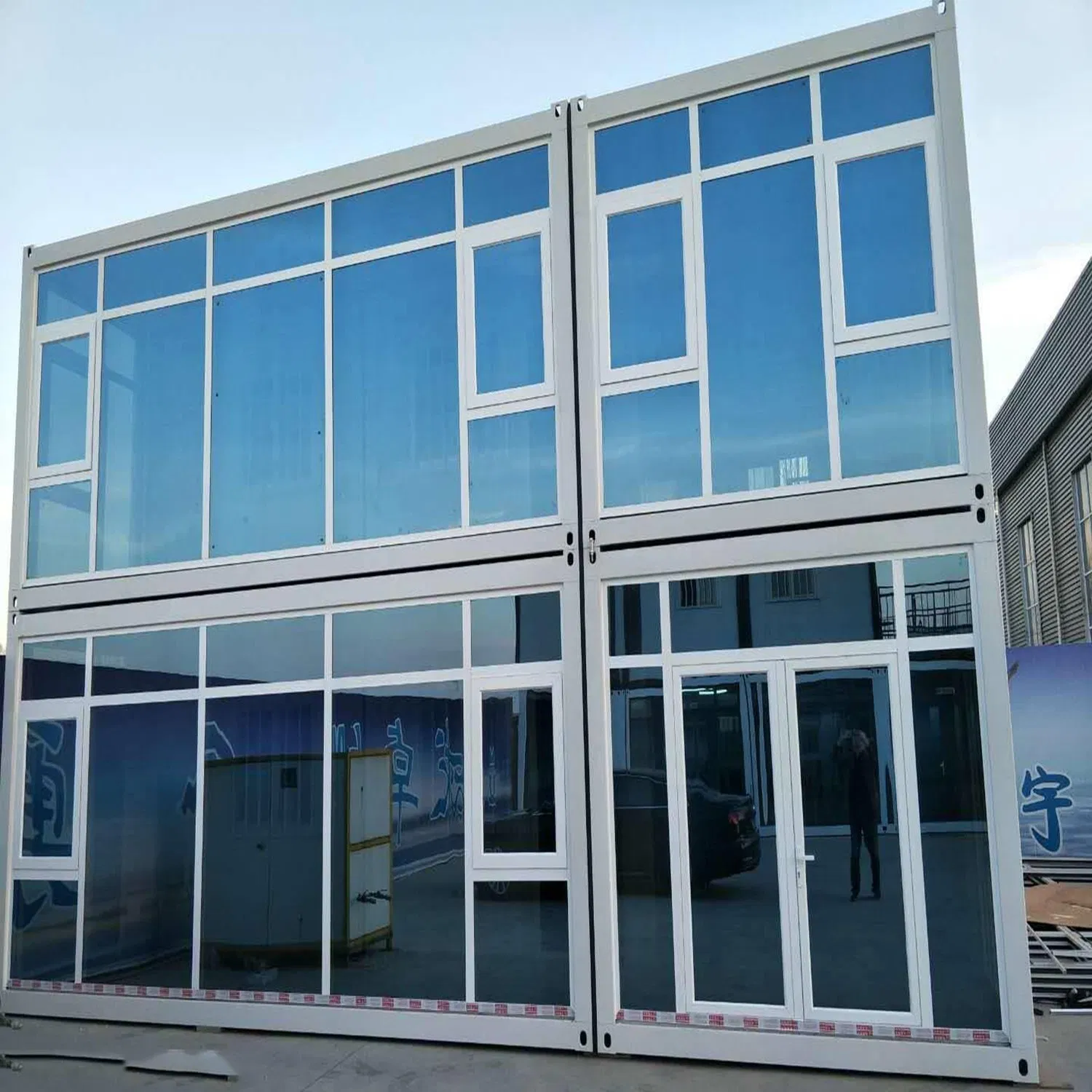 Low Cost Prefabricated Integrated Housing, Flat Packaging, Mobile Modular Container Frame Housing, Activity Board Housing, Two-Story Integrated Housing