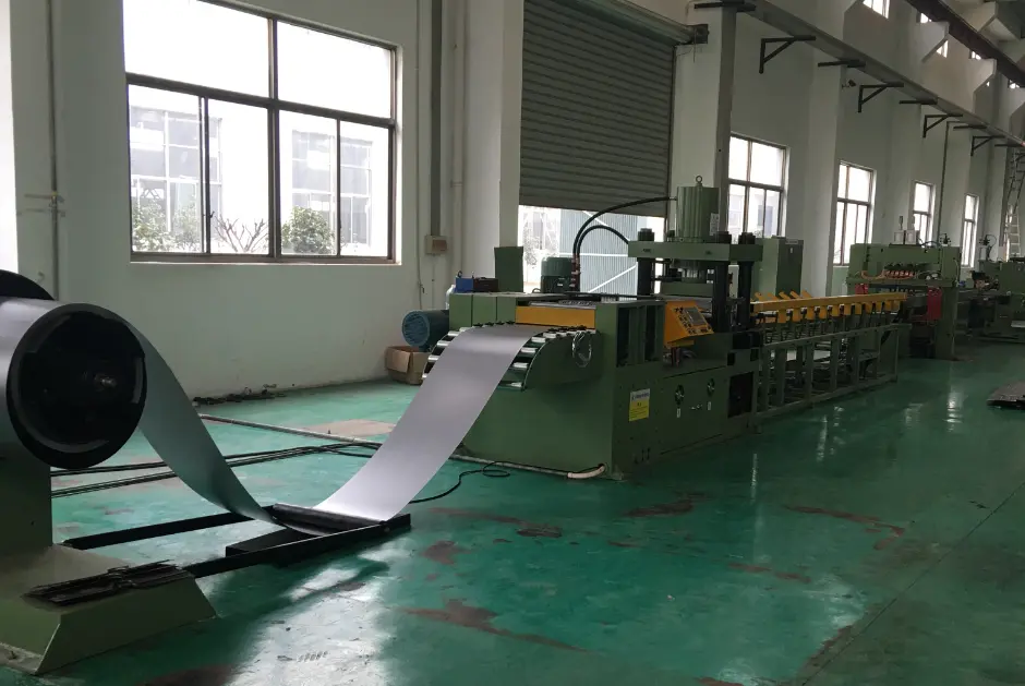Custom High-Efficiency Lightweight Heat Sink for Small Electronics - China Factory Suppliers Manufacturers, Factory
