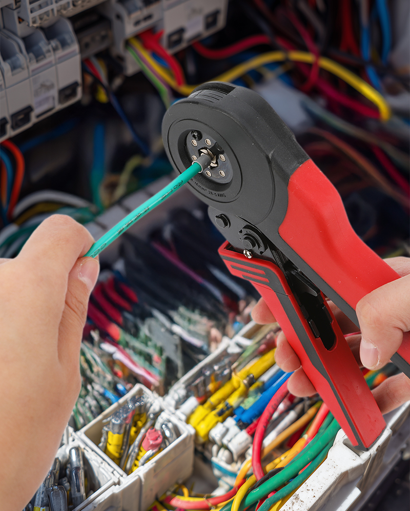 SO 16-6 Hand Crimping Tool Detail 9
