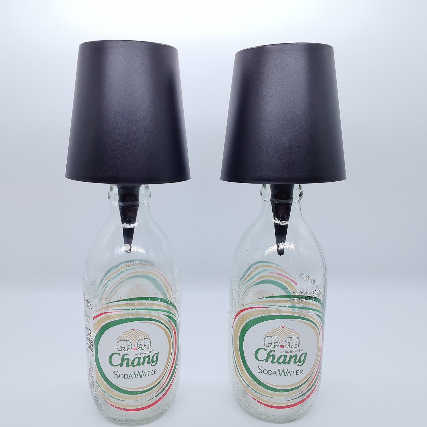 2025 Modern Eco-Friendly Cordless Restaurant Bar Table Lamp 3 Color LED Touch Control Dimmable Battery-Operated E26 Bottle-Style