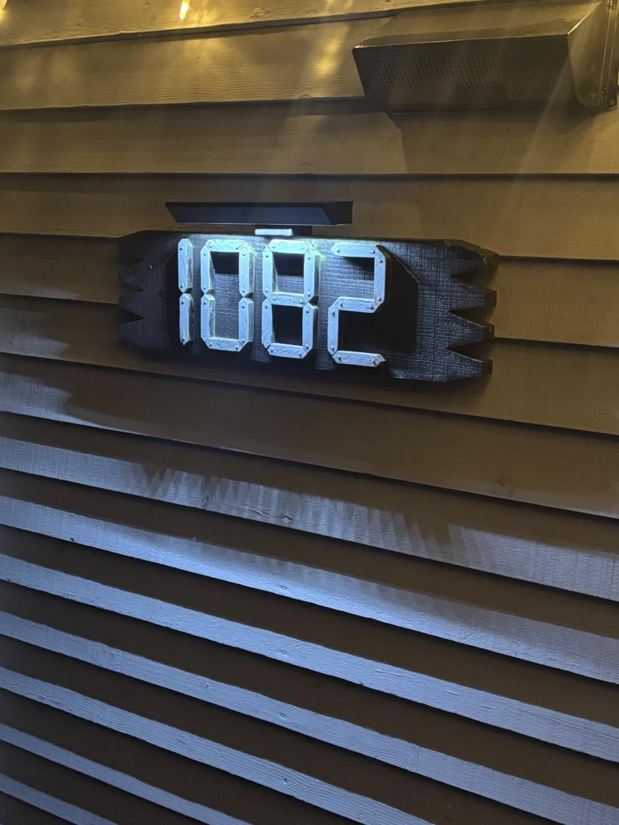 Solar LED Lights with IP65 Waterproof for Real Estate &amp; Commercial Signs Garden Lighting
