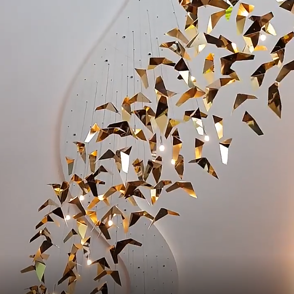 Luxury Gold Metal Art Custom Made Chandelier Pendant Lighting for Restaurant Hotels Clubs Lobby Stairs