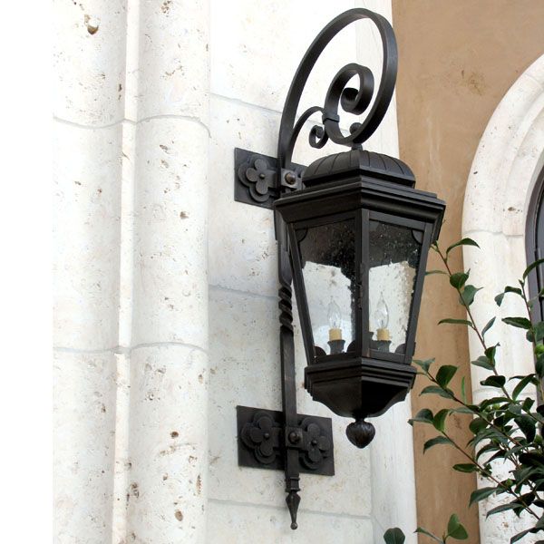 European Style Waterproof Wrought Iron Wall Lamp LED Shadow Projection Outdoor Light for Garden Facade Construction Real Estate