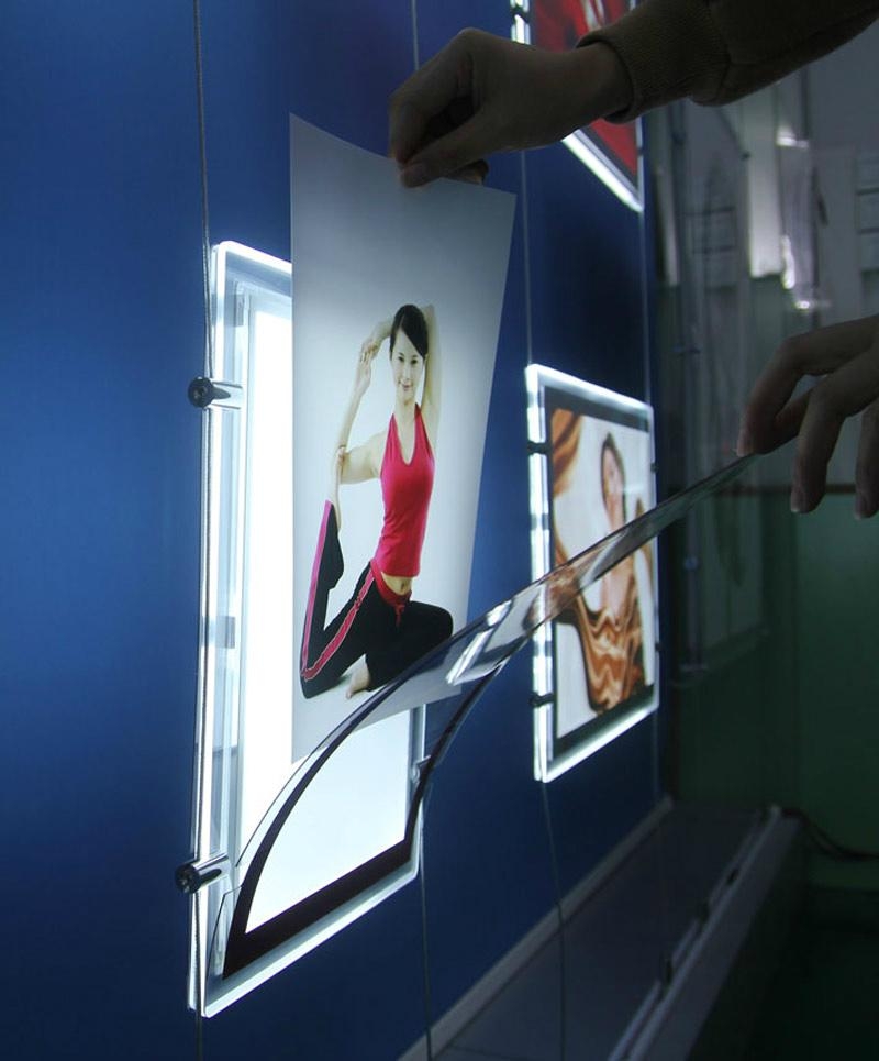 Real Estate Hanging Sign Board Crystal Acrylic LED Strip Lighting High Brightness Customizable Color Light Box
