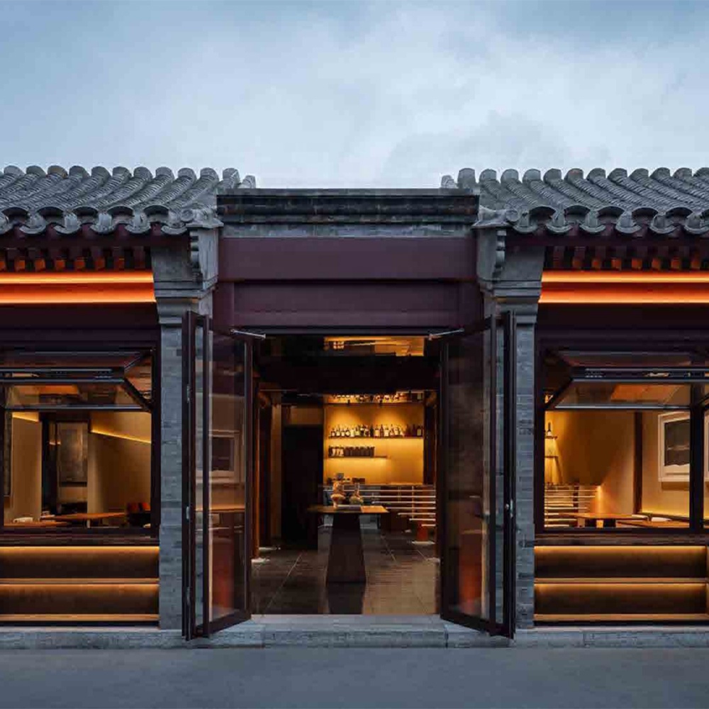Commercial IP65 LED Lighting Solution for Restaurants Clubs Customizable Bars &amp; Dining Lounges with Professional Design Support