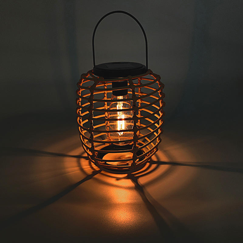 Hanging Solar Lantern Outdoor Waterproof Retro Rattan Lantern Pendant Light
