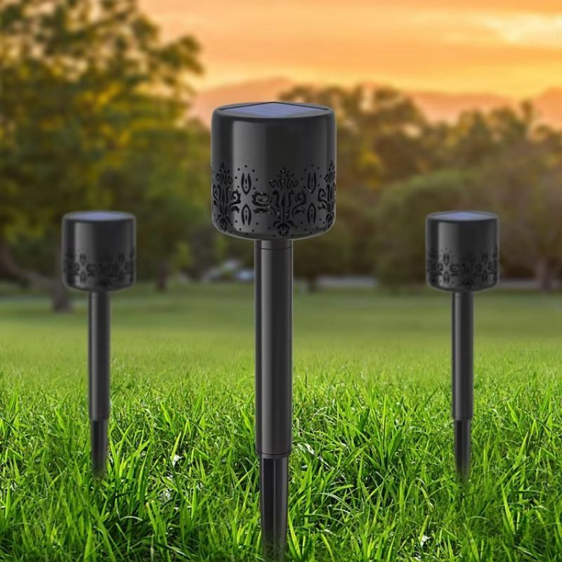 LED Outdoor Solar Hollow Projection Lawn Light Decorative Garden Courtyard Path Plug-in Lamp