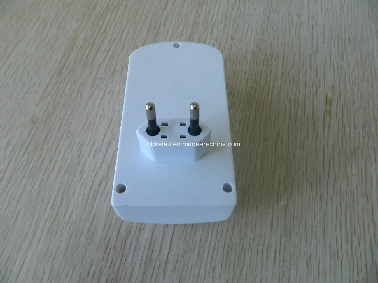 220V UK Plug Europe Plug Day and Night Photo Photocell Sensor Color Change LED Night Light