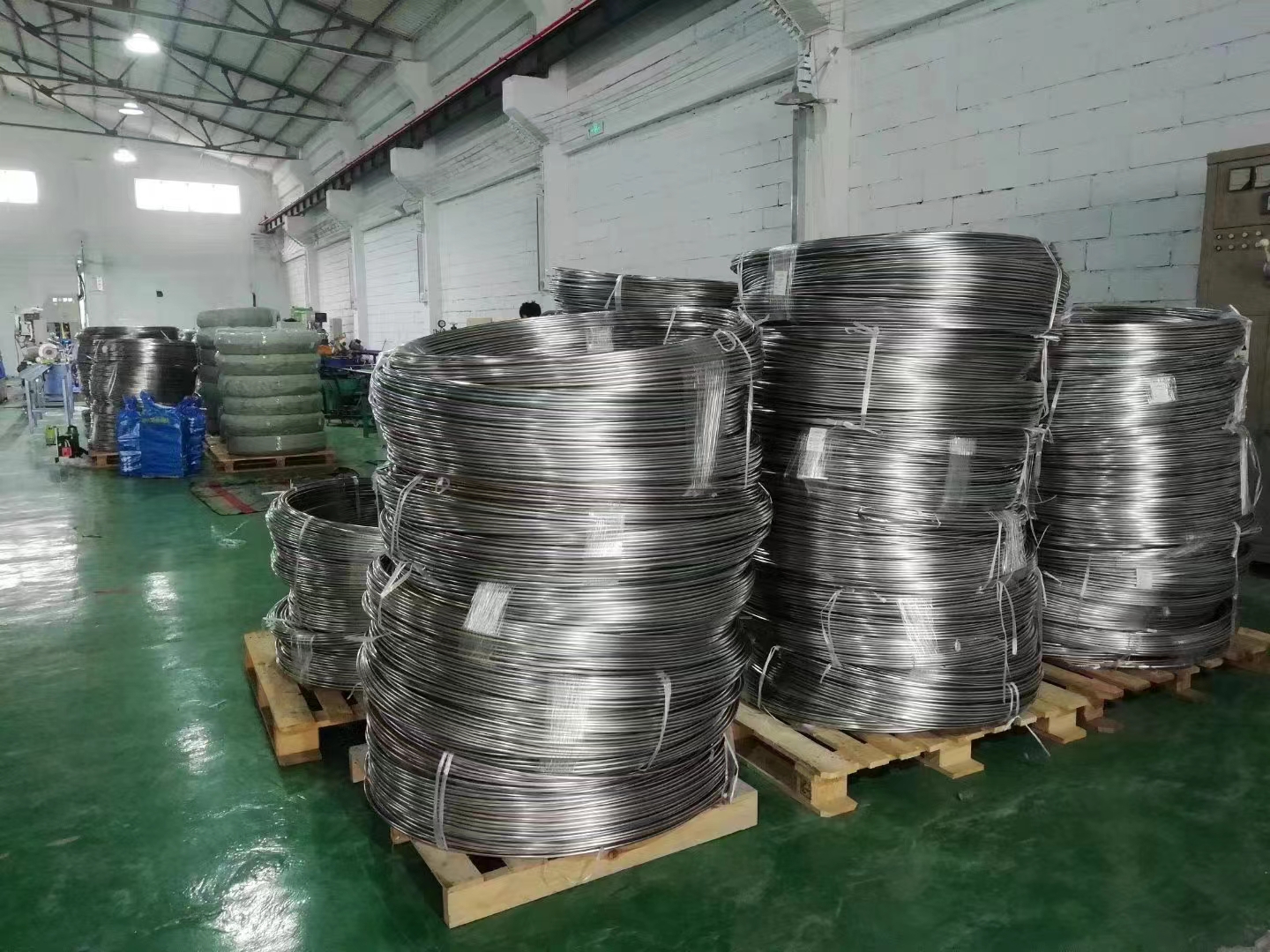 China 321 Stainless Steel Coiled tube for cable Manufacturers, Suppliers