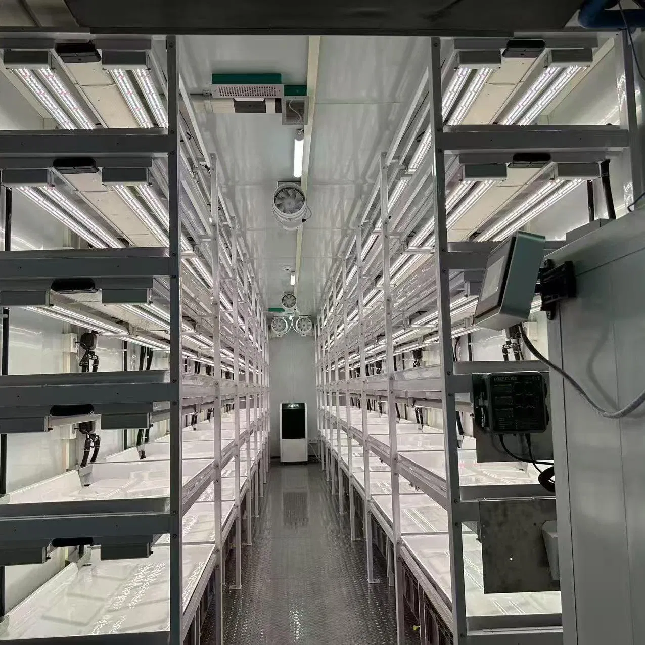 Modular Vertical Hydroponic System with Smart LED Lighting - Urban Farming Technology