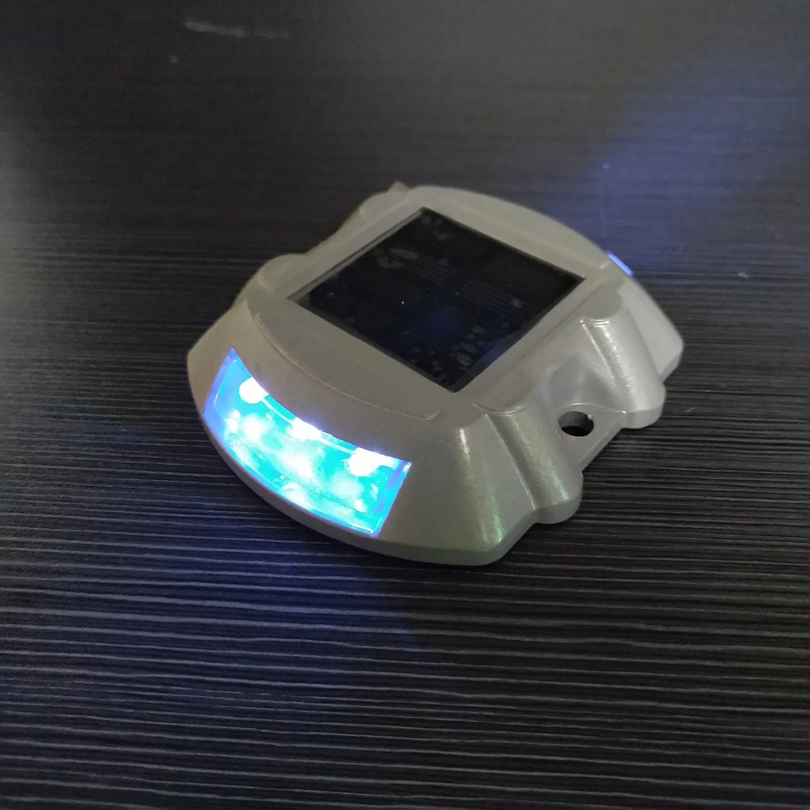 Solar Power Road Stud LED Deck Light Garden Driveway Outdoor Path Dock Step Lamp