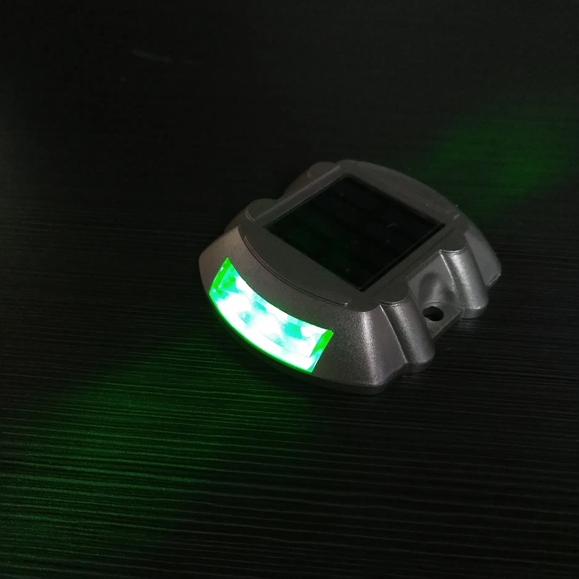 Solar Power Road Stud LED Deck Light Garden Driveway Outdoor Path Dock Step Lamp