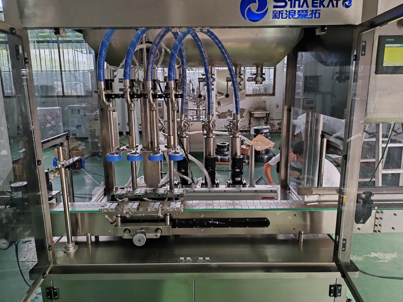 Best Fully automatic four head follow filling machine Suppliers, Factories