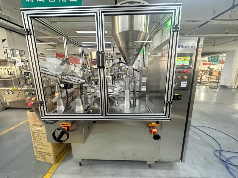 CE Certification GFZ-L 80Pcs/New model-Aluminum tube double-fold tail sealing machine Supplier, Suppliers