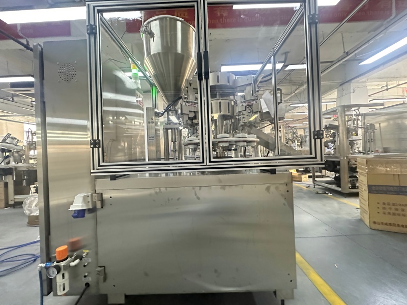 CE Certification GFZ-L 80Pcs/New model-Aluminum tube double-fold tail sealing machine Supplier, Suppliers