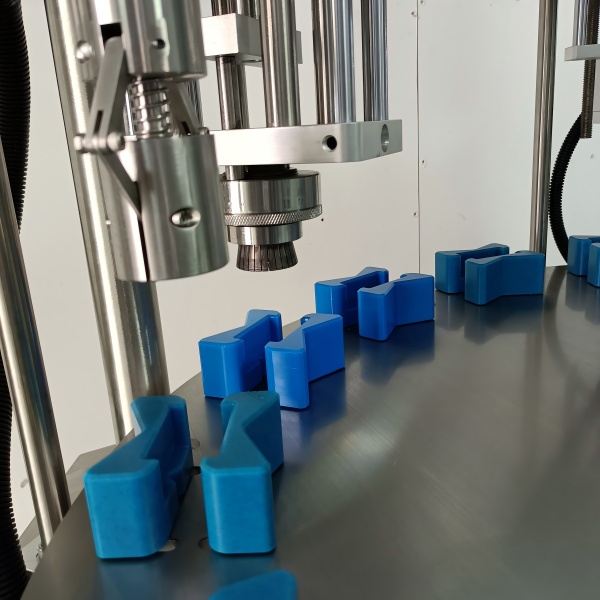 Perfume Filling Machine 9