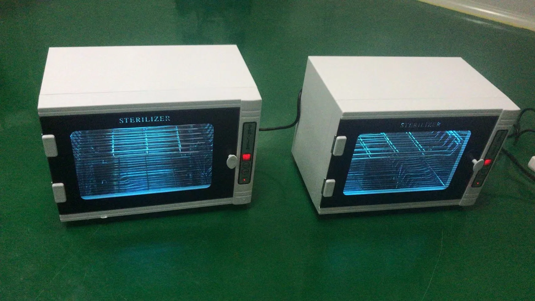 Professional Stainless Steel UV Sterilizer File, Mask, Phone Ultraviolet Disinfection Cabinet