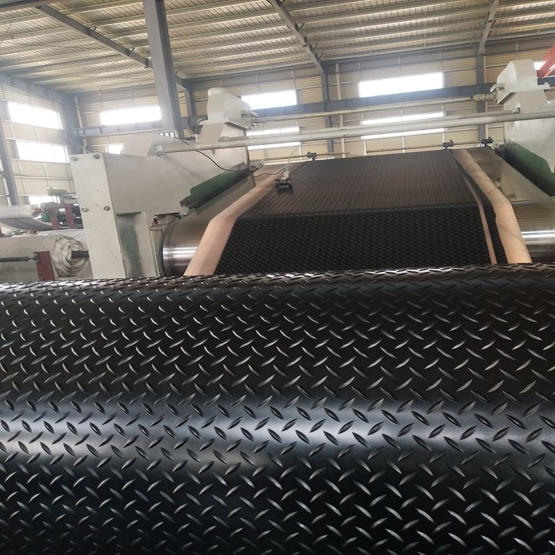 Fire Resistant Diamond Anti-Slip Rubber Mat for Beauty Salon Styling Station