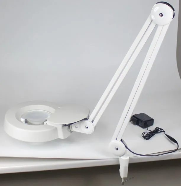 Magnifying Lamp Detail 3