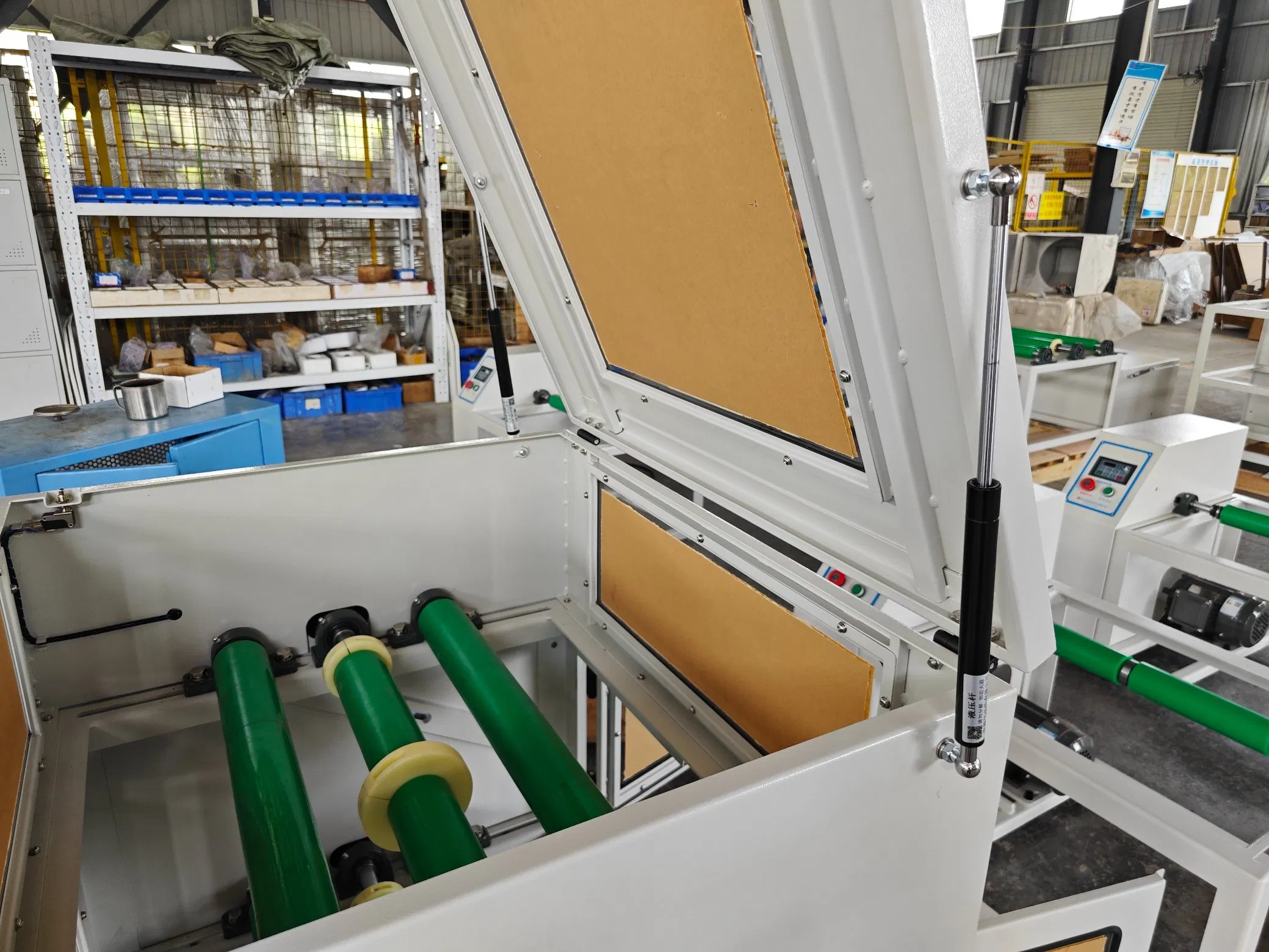 Imported Motor Four-Station Rolling Ball Mill, Designed for Reliable and Efficient Laboratory Grinding