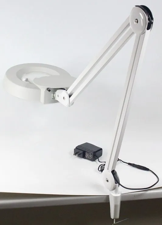 Magnifying Lamp Detail 4