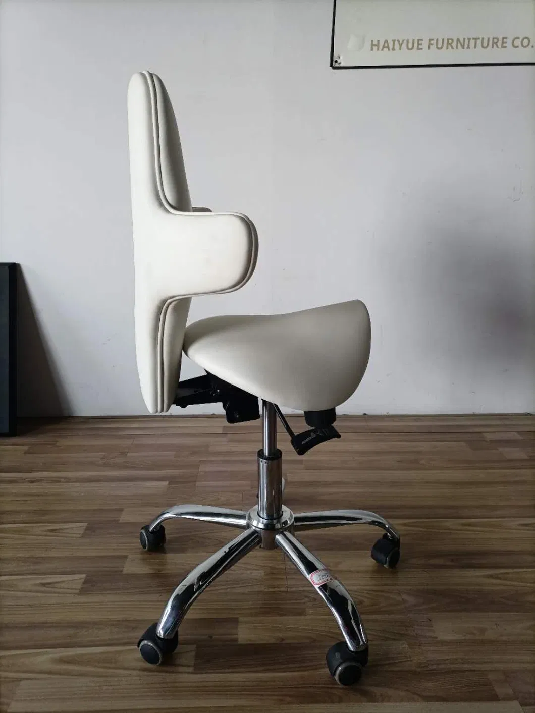 Ergonomic Swivel Saddle Stool