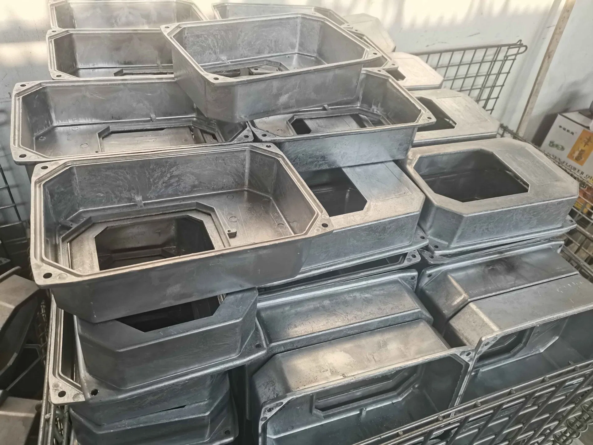 Hot Chamber High Pressure Aluminum Alloy Die Casting with Machining