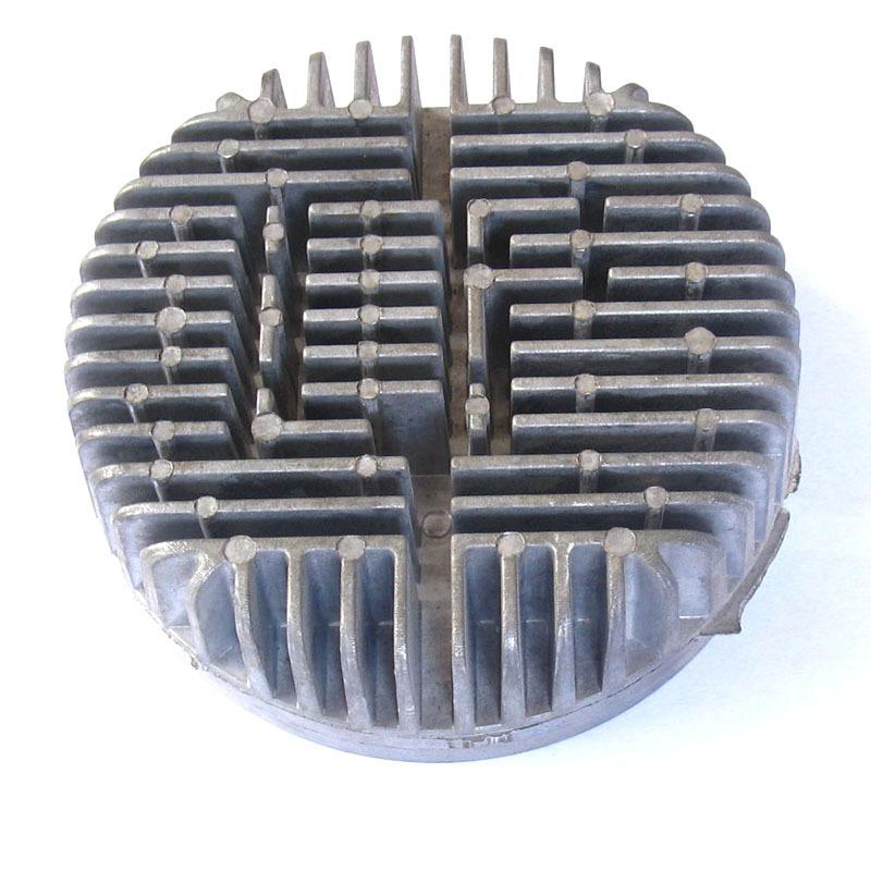 Spray Coating Aluminum/Zinc Alloy Die Casting LED Street/Flood Lighting Cover/Housing Part