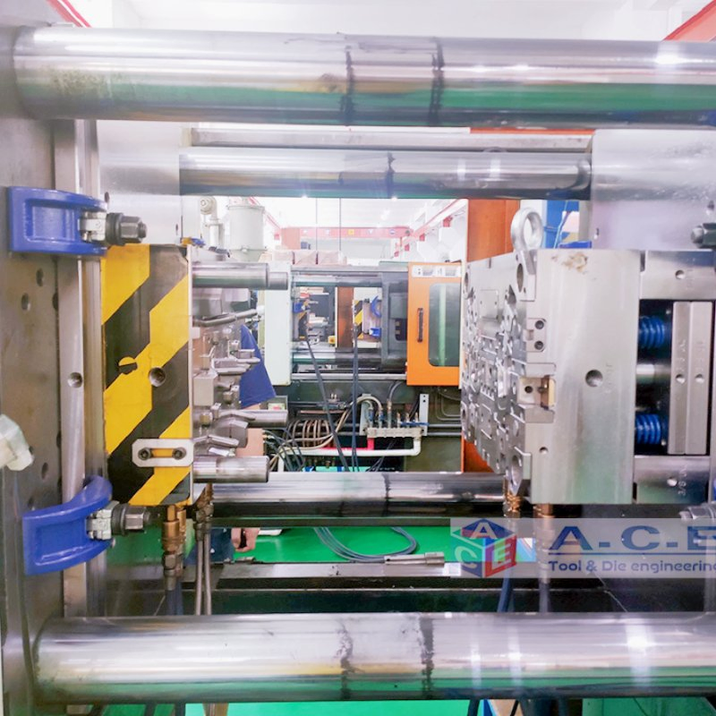 Plastic Injection Mold Design Mould with Mold Base Molding Die Casting