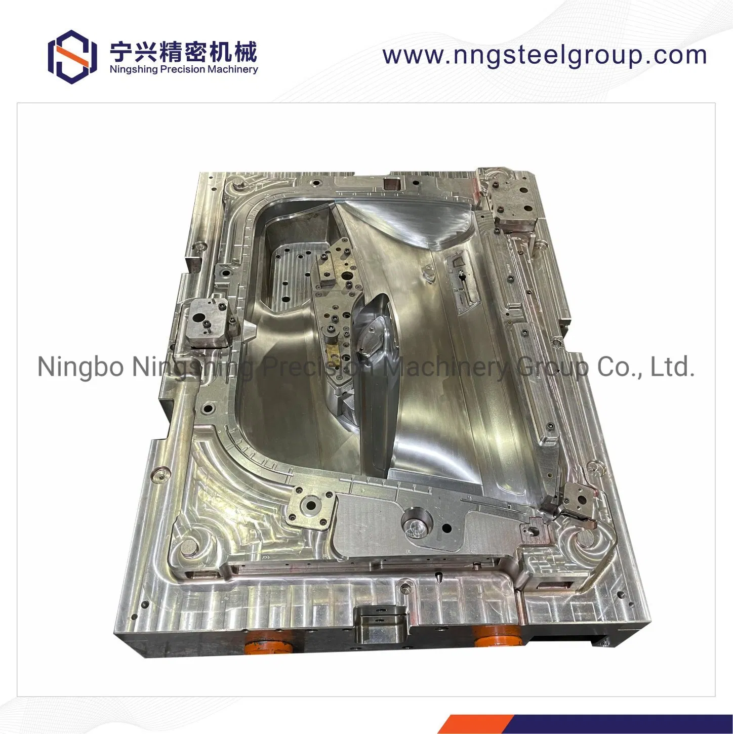 Plastic Injection Mold Design Mould with Mold Base Automobile Door Panel Deflector High Pressure Die Casting