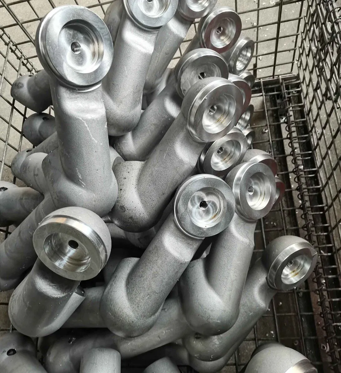 China Foundry Aluminum Gravity Die Casting for Electrical Equipment with CNC Machining