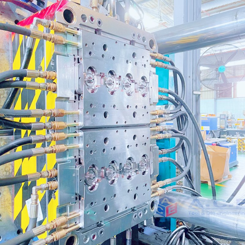 Plastic Injection Mold Design Mould with Mold Base Molding Die Casting