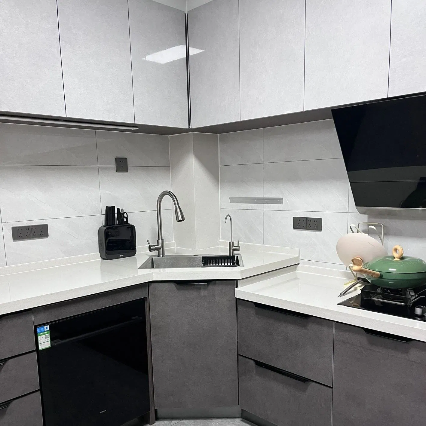 Gabinetes de cocina de melamina moderna con fregadero para villas de lujo