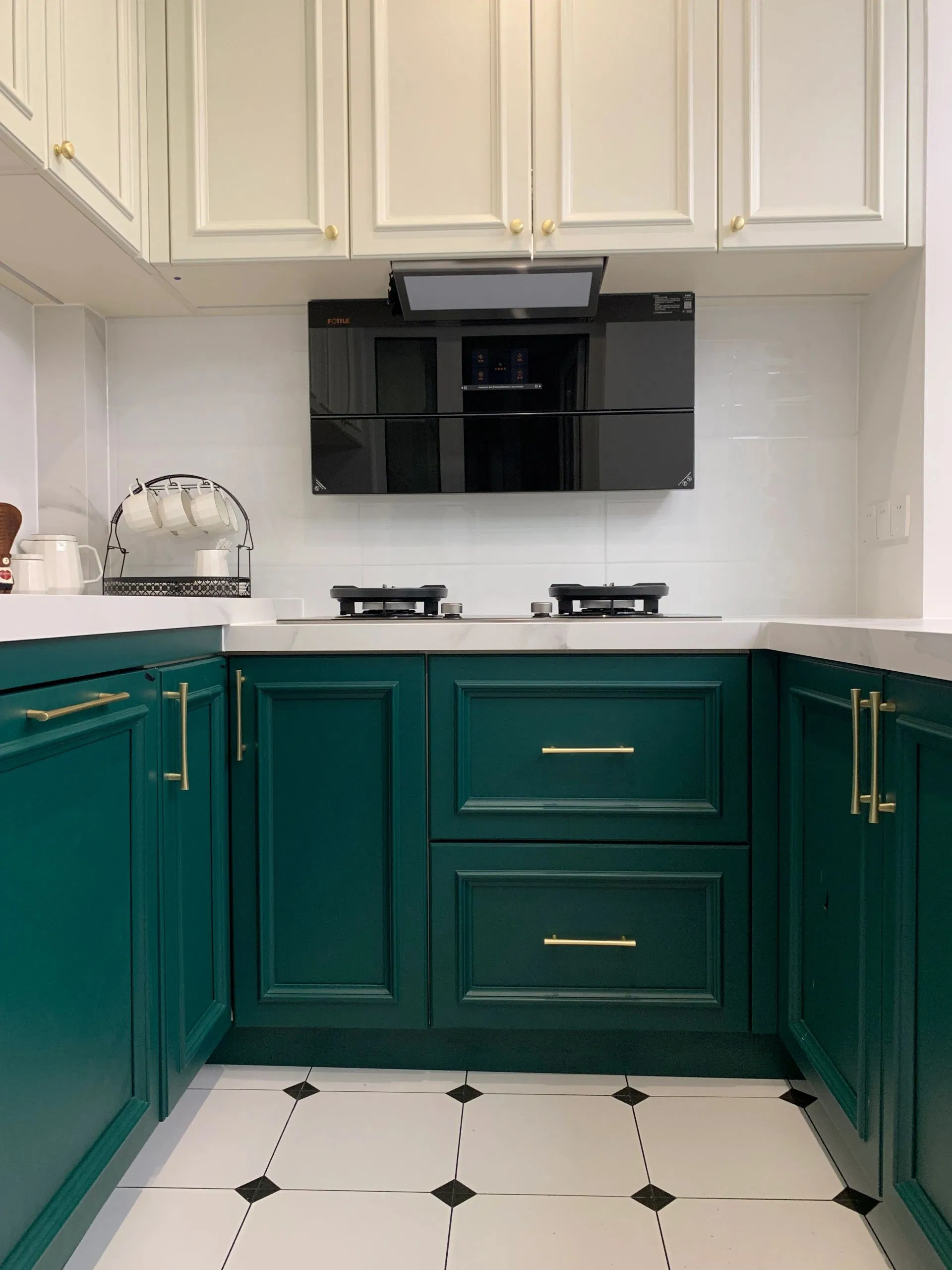 Gabinetes de melamina premium con lavabo integrado para villas
