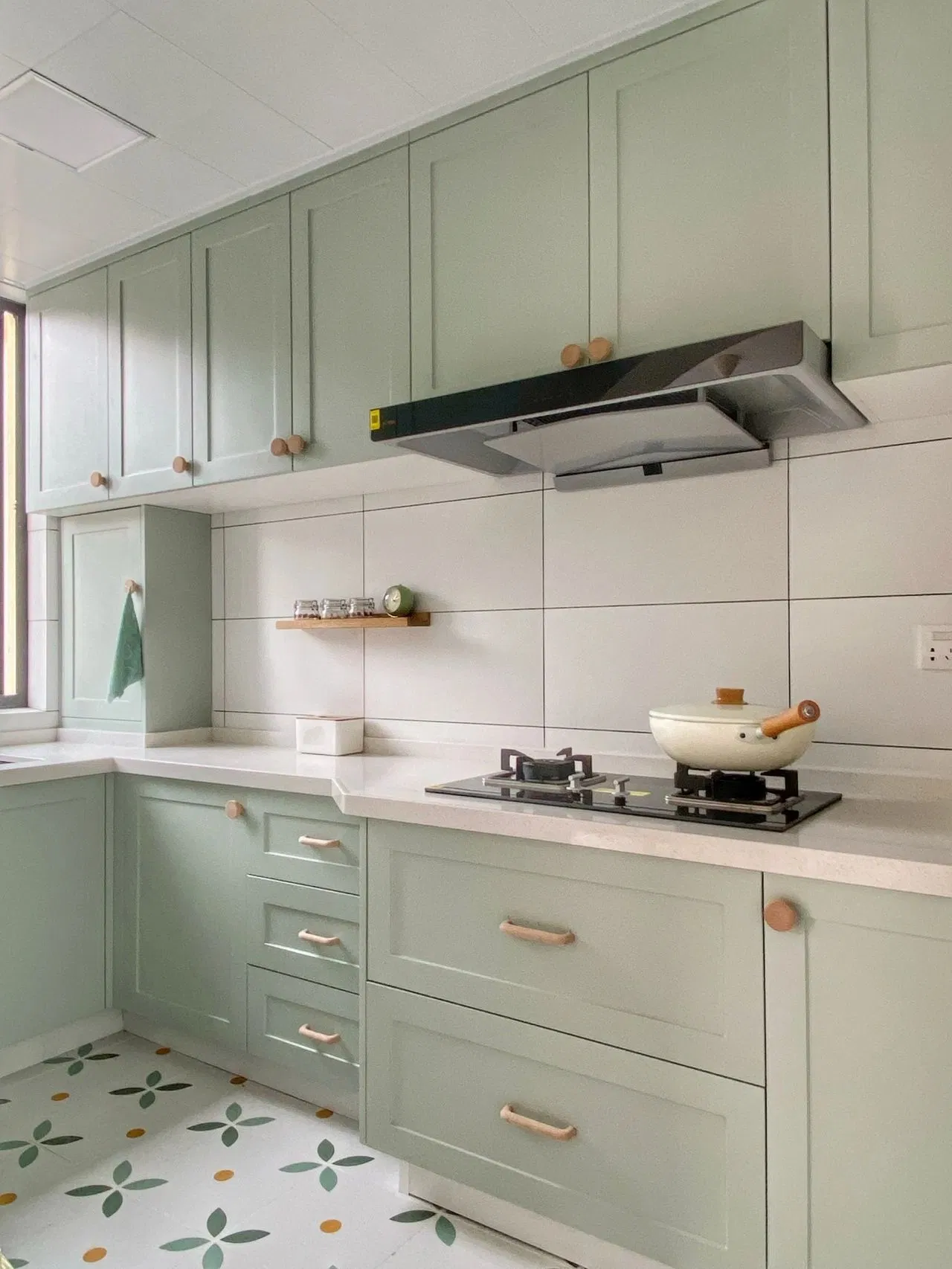 Gabinetes de cocina de madera maciza premium para hogares modernos